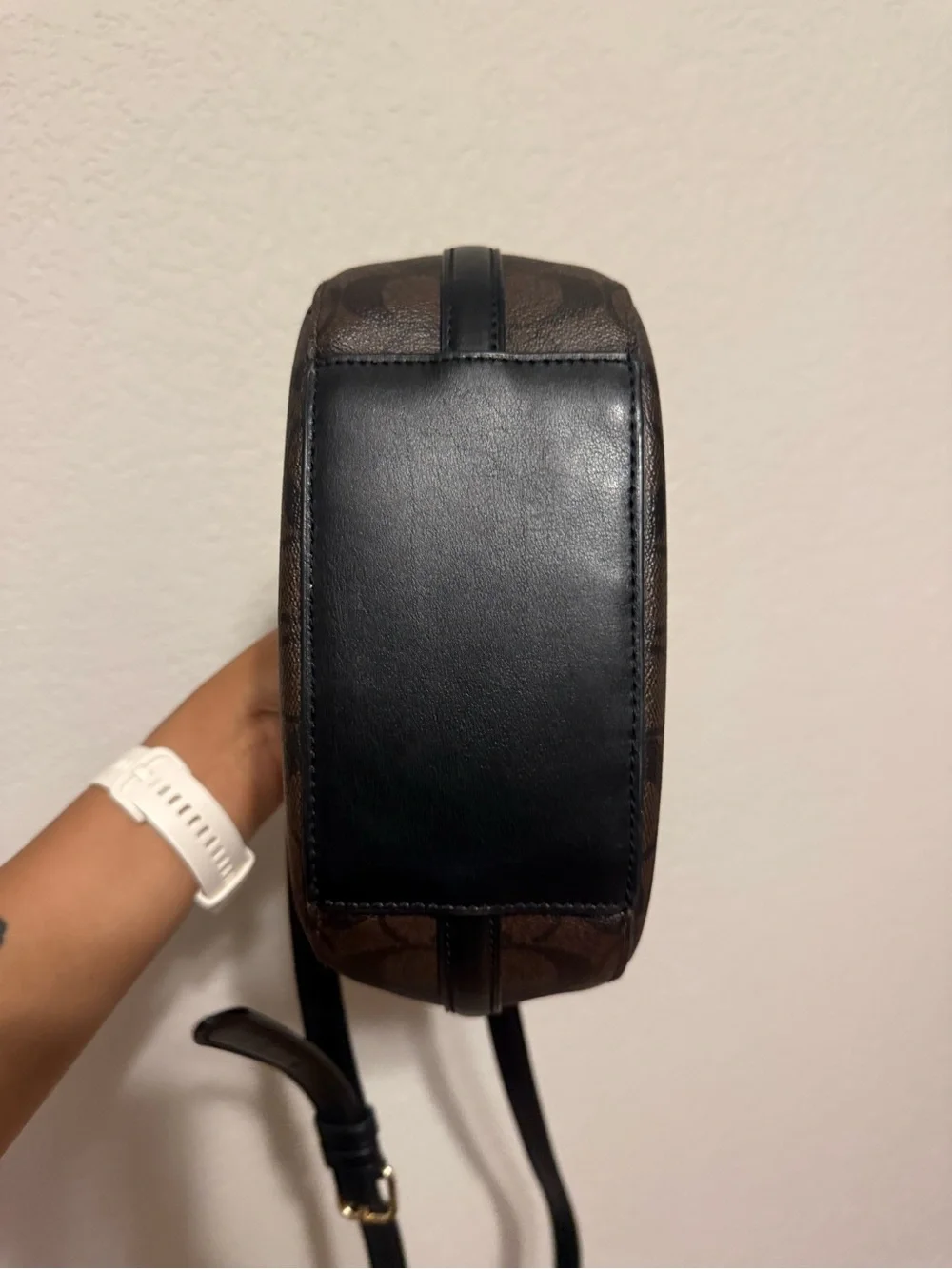 COACH | Kleo Hobo Brown Signature Canvas Crescent Shoulder/crossbody Bag